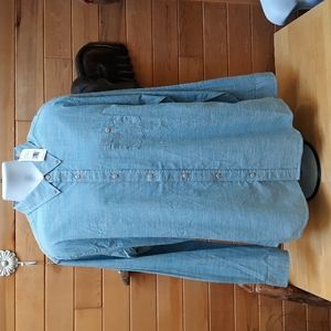 Long sleeve casual shirt
